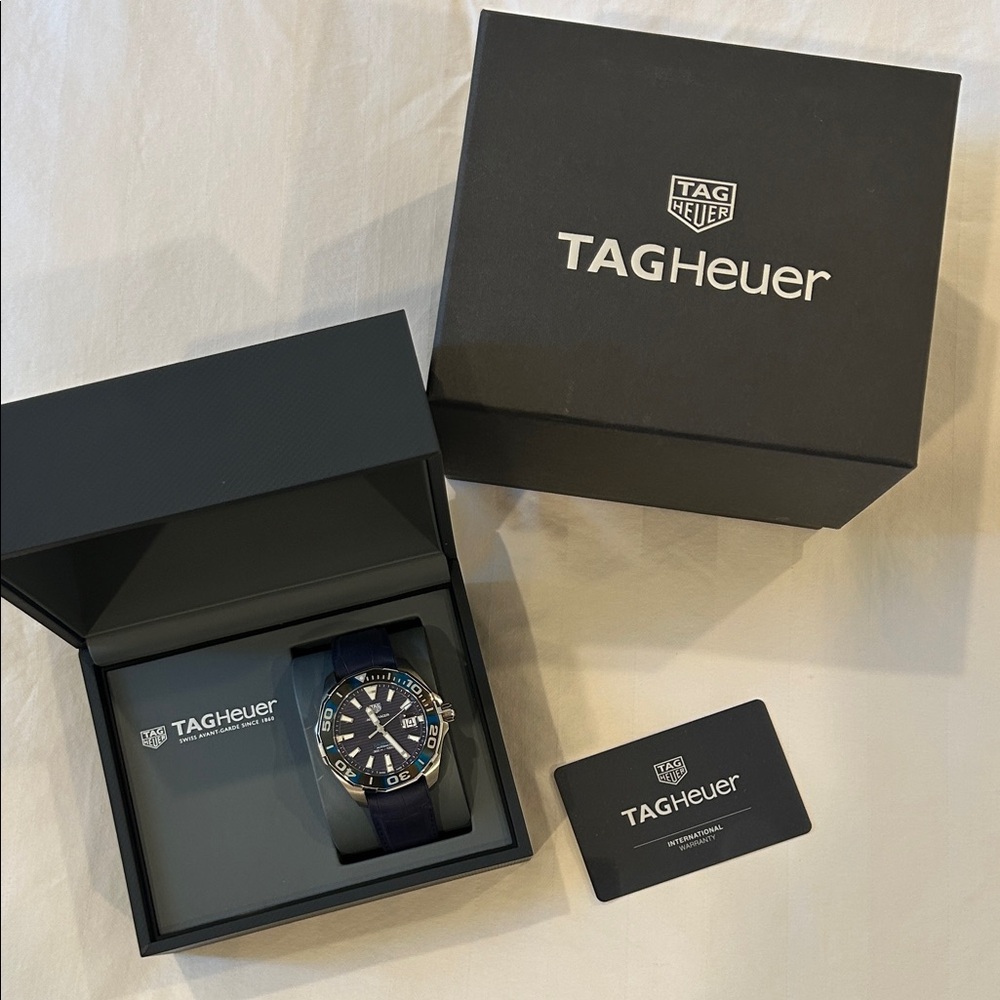 TAG Heuer Navy and Silver Men's Watch